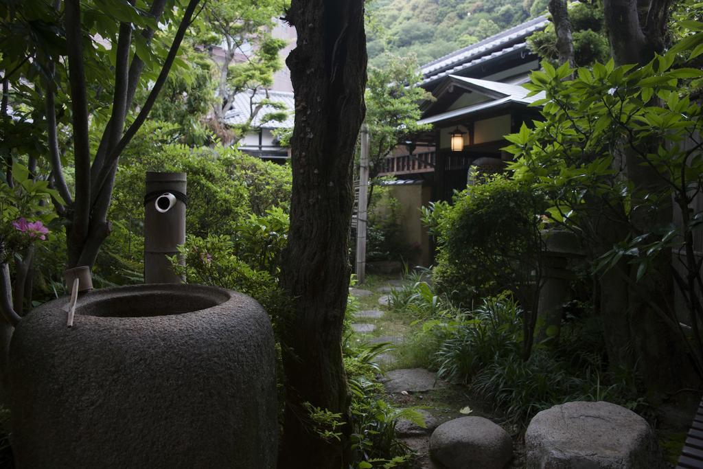 Arima Onsen Tocen Goshobo Hotel Kóbe Kültér fotó A tea house in Kyoto